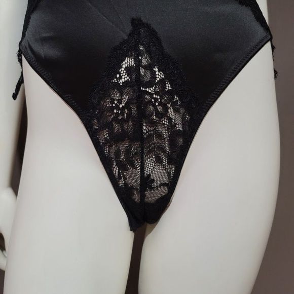 Fredericks of Hollywood Parissa Satin Teddy Lingerie - Picture 7 of 16